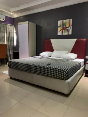 Pulville Boulevard Hotel